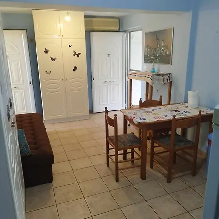 αpartment At The Entrance Of The Dimitropoulos *