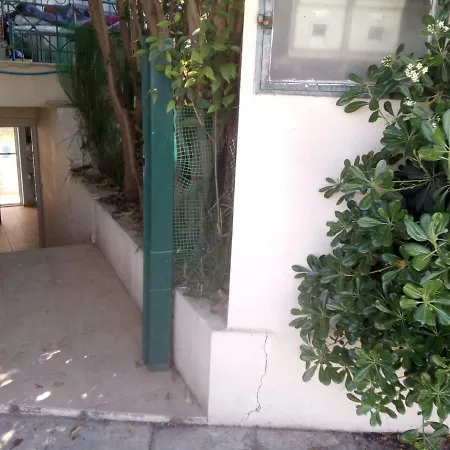 αpartment At The Entrance Of The Dimitropoulos Apartamento Egio
