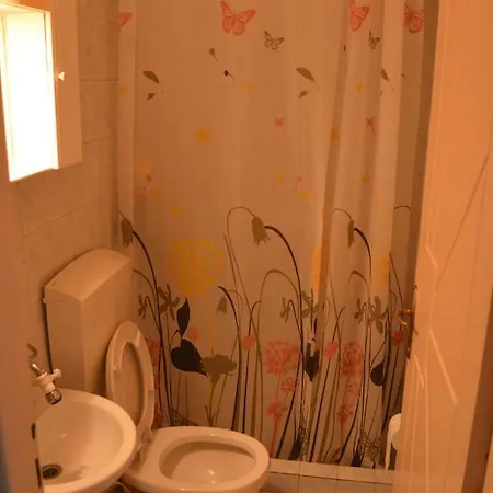 Private αpartment Agiou Athanasiou Street F *