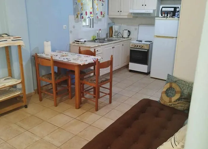 Private αpartment Agiou Athanasiou Street F *