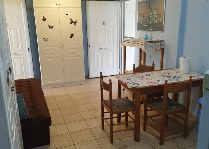 Private αpartment Agiou Athanasiou Street F *