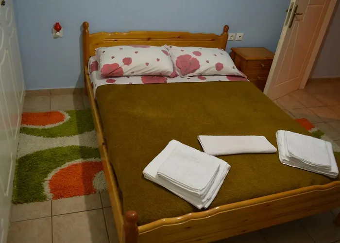 Private αpartment Agiou Athanasiou Street F Appartement *